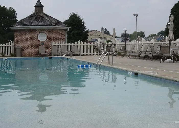 Bird-In-Hand Family Inn